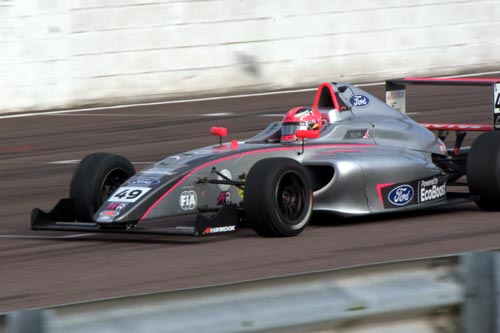 Abbi Pulling, Race 3 at Thruxton