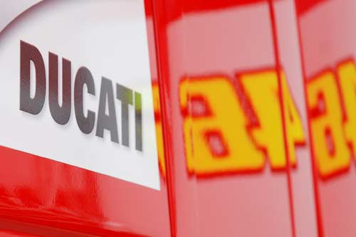 MotoGP - Valentino Rossi Ducati Racetruck
